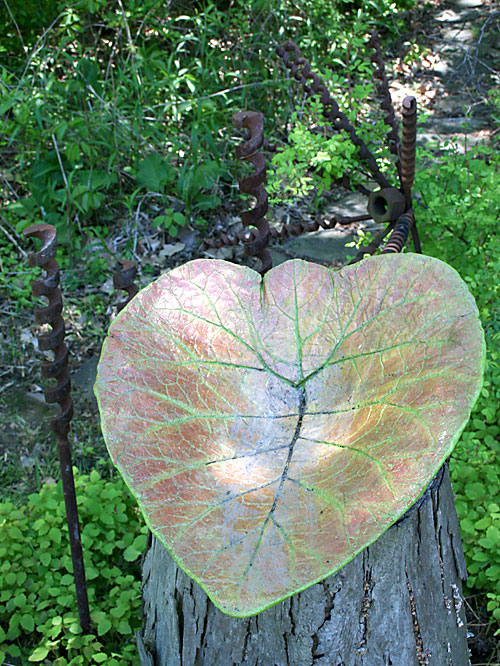 marc's leaf cast
